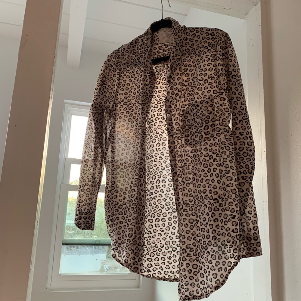 Acacia button down
